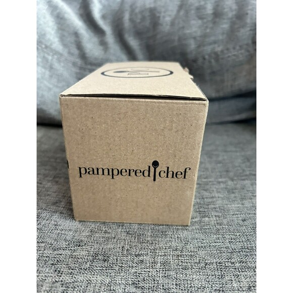 Pampered Chef Rolling Cookie Cutter Heart Fluted Circle Retired 1442 - Picture 7 of 8